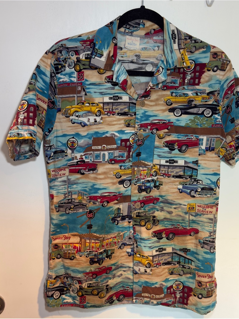 Vintage Fashion Seal Classic Cars Button Down Shirt 100% Cotton Size Small